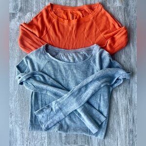 2 waffle tees size XS